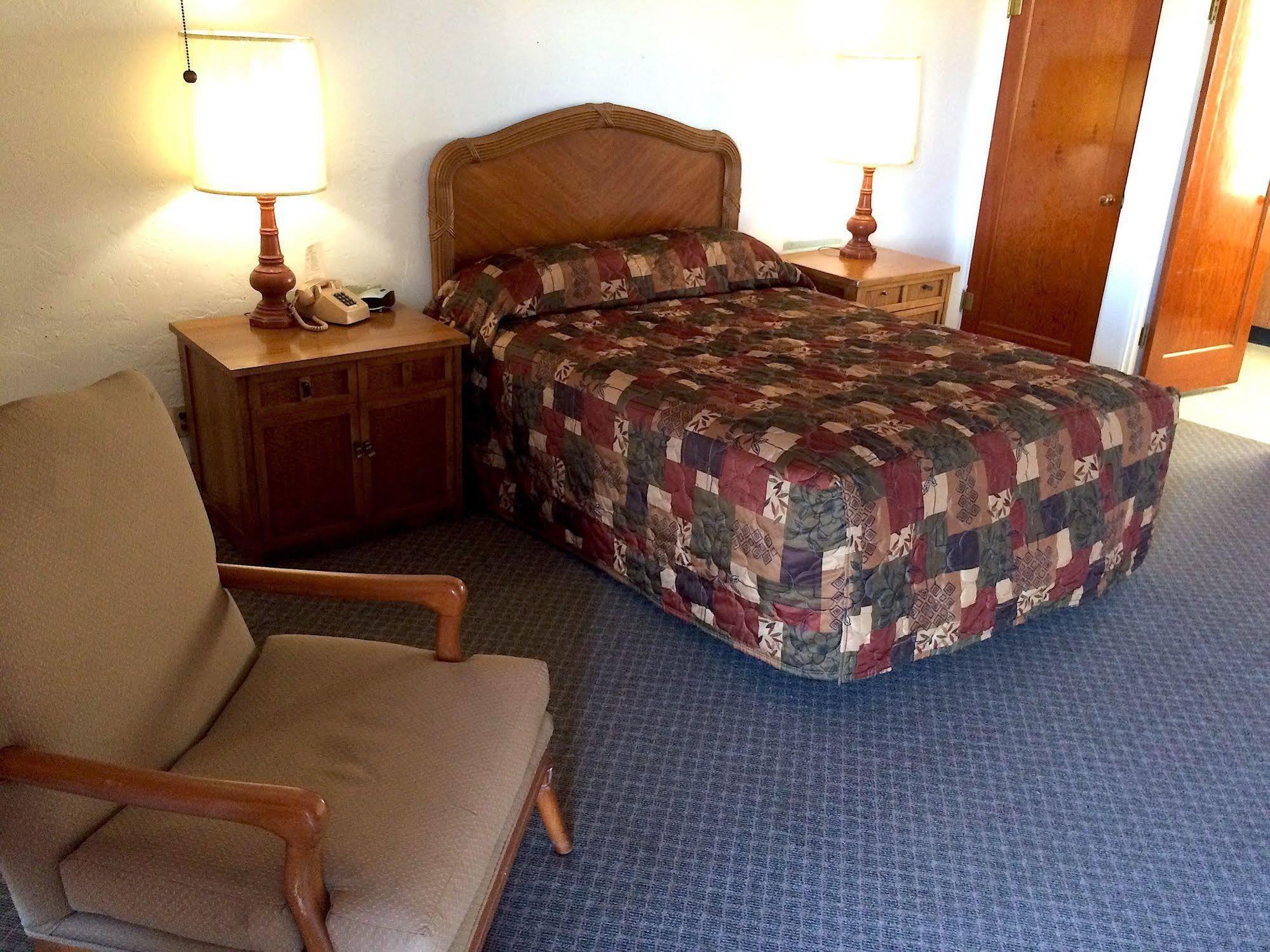 Connell Inn&Suites Extérieur photo